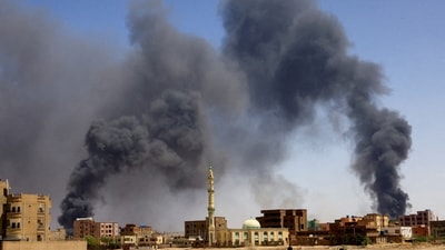 Smoke rises above buildings after aerial bombardment, during clashes between the paramilitary Rapid Support Forces and the army in Khartoum North, Sudan, (Reuters/File)