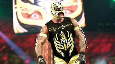 Rey Mysterio (WWE) Rey Mysterio (WWE)