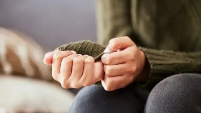 Sometimes anxiety shows up physically when we face nervous movements in the body that are beyond our control, such as fidgeting. (Unsplash) Sometimes anxiety shows up physically when we face nervous movements in the body that are beyond our control, such as fidgeting. (Unsplash)