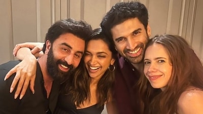 Ranbir Kapoor, Deepika Padukone, Aditya Roy Kapoor and Kalki Koechlin pose together at the party. Ranbir Kapoor, Deepika Padukone, Aditya Roy Kapoor and Kalki Koechlin pose together at the party.