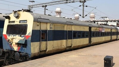 The MEMU trains were introduced to make airport travel less economical and faster (Subhankar Chakraborty/HT PHOTO) The MEMU trains were introduced to make airport travel less economical and faster (Subhankar Chakraborty/HT PHOTO)