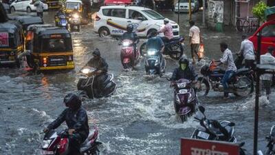 Heavy rainfall triggered waterlogging and traffic chaos and even felling of trees and power cuts in some areas, causing inconvenience to the citizens. (REPRESENTATIVE PHOTO)