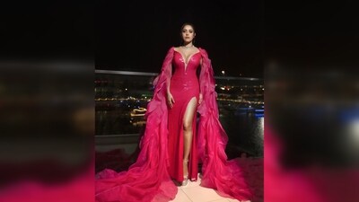 Nushrratt Bharuccha showed up to the event like the queen she already is and owned the red carpet with her charismatic avatar.&nbsp;&nbsp; (Instagram/@tanieyakhanuja)