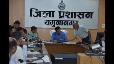 Haryana chief secretary Sanjeev Kaushal on Saturday said the establishment of three new railway stations under the Eastern Dedicated Freight Corridor Railway (EDFCR) project - Kalanour, Jagadhari, and Darazpur - in Yamunanagar will benefit the industrial sector. (HT Photo) Haryana chief secretary Sanjeev Kaushal on Saturday said the establishment of three new railway stations under the Eastern Dedicated Freight Corridor Railway (EDFCR) project - Kalanour, Jagadhari, and Darazpur - in Yamunanagar will benefit the industrial sector. (HT Photo)