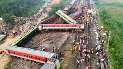 K'taka minister Santosh lad to monitor rescue operations of Kannadigas in Odisha (PTI) K'taka minister Santosh lad to monitor rescue operations of Kannadigas in Odisha (PTI)