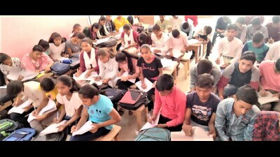 Students at a government-aided school in Prayagraj. (HT Photo) Students at a government-aided school in Prayagraj. (HT Photo)