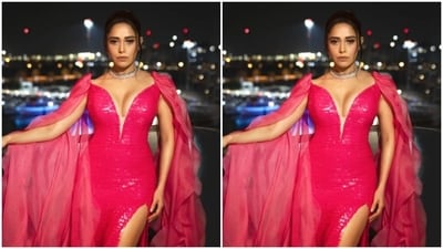 Assisted by makeup artist Sarah Sequeira, Nushrratt decked up in nude eyeshadow, black eyeliner, mascara-laden eyelashes, drawn eyebrows, contoured cheeks and a shade of nude lipstick. (Instagram/@tanieyakhanuja)