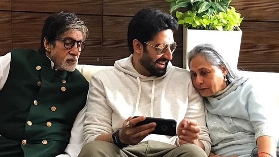 Amitabh and Jaya were married for a few decades when they appeared on Rendezvous With Simi Garewal. Jaya had revealed on the show that Amitabh was not romantic at all and the latter had also confirmed the same.&nbsp;