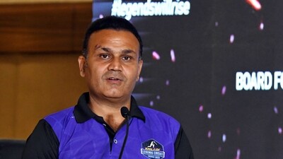 Virender Sehwag (File) Virender Sehwag (File)