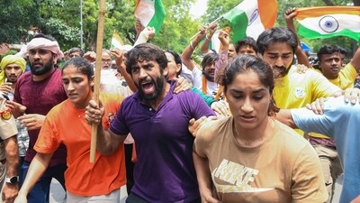 Wrestlers Bajrang Punia, Vinesh Phogat and Sangeeta Phogat (Amit Sharma)