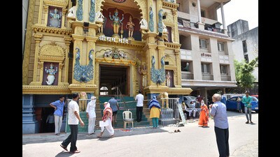Renowned sculptors are carving out three idols of Lord Ram from the rocks of Karnataka and Rajasthan. The best of them will be installed in the sanctum-sanctorum of the temple. (HT File)
