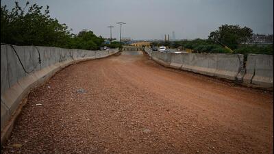 The loop connecting Sarai Kale Khan to the Ashram flyover extension was to open on June 3. (Sanchit Khanna/HT Photo) The loop connecting Sarai Kale Khan to the Ashram flyover extension was to open on June 3. (Sanchit Khanna/HT Photo)
