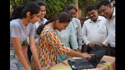 As Class 10 and 12 results have now been declared, the Pune district administration is making preparations to distribute to the students on time the various documents required for admissions (HT FILE PHOTO) As Class 10 and 12 results have now been declared, the Pune district administration is making preparations to distribute to the students on time the various documents required for admissions (HT FILE PHOTO)