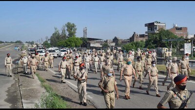 The police had also found a bag on the spot in which they found train tickets to Bihar. Suspecting that the accused belonged to Bihar, the police had dispatched the teams there. (HT File Photo) The police had also found a bag on the spot in which they found train tickets to Bihar. Suspecting that the accused belonged to Bihar, the police had dispatched the teams there. (HT File Photo)