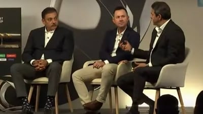 Ravi Shastri with Ricky Ponting and Wasim Akram Ravi Shastri with Ricky Ponting and Wasim Akram