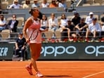Tennis - French Open - Roland Garros, Paris, France - June 6, 2023 Belarus' Aryna Sabalenka reacts during her quarter final match against Ukraine's Elina Svitolina REUTERS/Clodagh Kilcoyne