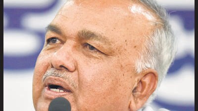 Reddy, who was eyeing a plum portfolio, was said to be upset after being allotted the transported minister. (HT Archive) Reddy, who was eyeing a plum portfolio, was said to be upset after being allotted the transported minister. (HT Archive)
