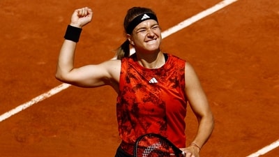 Czech Republic's Karolina Muchova celebrates winning her quarter final match against Russia's Anastasia Pavlyuchenkova (REUTERS)