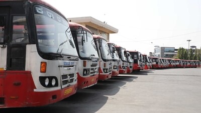 Women can apply for Shakti smart cards through sevasindhu.karnataka.gov.in from June 11. (HT Photo)