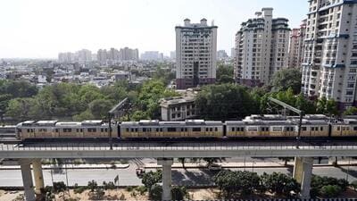 A Metro rail comes on Delhi Metro’s Yellow Line near Sector 44 on Wednesday. People living in areas such has Palam Vihar, New Palav Vihar and adjoining colonies said the Yellow Line has served mostly people living between the Golf Course Road and the national highway. (Parveen Kumar/HT Photo) A Metro rail comes on Delhi Metro’s Yellow Line near Sector 44 on Wednesday. People living in areas such has Palam Vihar, New Palav Vihar and adjoining colonies said the Yellow Line has served mostly people living between the Golf Course Road and the national highway. (Parveen Kumar/HT Photo)