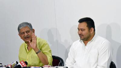 Bihar Deputy Chief Minister Tejashwi Yadav along with JD(U) National President Lalan Singh in Patna on Wednesday. (ANI) Bihar Deputy Chief Minister Tejashwi Yadav along with JD(U) National President Lalan Singh in Patna on Wednesday. (ANI)