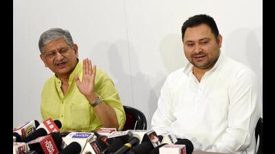 Bihar deputy chief minister Tejashwi Prasad Yadav along with JD-U national president Lalan Singh addresses a joint press conference in Patna on Wednesday. (Santosh Kumar/HT Photo) Bihar deputy chief minister Tejashwi Prasad Yadav along with JD-U national president Lalan Singh addresses a joint press conference in Patna on Wednesday. (Santosh Kumar/HT Photo)