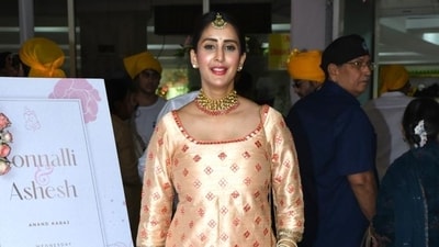 Chahatt Khanna wore a printed cream coloured top and skirt. She also wore a maang tikka and a neckpiece. The actor also carried a bag with her. Chahatt Khanna wore a printed cream coloured top and skirt. She also wore a maang tikka and a neckpiece. The actor also carried a bag with her.