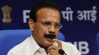 Former Karnataka chief minister says BJP top leaders should intervene and counter rumours about Lok sabha MP tickets. (HT photo)