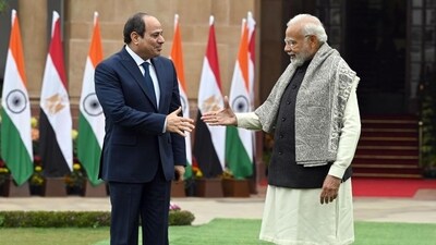 Prime Minister Narendra Modi with Egyptian President Abdel Fattah El-Sisi before the start of their meeting in New Delhi on January. (HT File Photo)