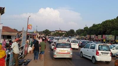 Satara police superintendent Sameer Shaikh issued the notification and announced that the police have identified one-way routes for smooth traffic flow. (HT FILE PHOTO)
