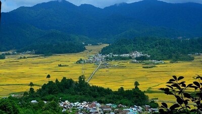 Ziro, Arunachal Pradesh: Tucked away in the eastern Himalayas of Arunachal Pradesh, Ziro is a hidden valley known for its scenic beauty, rice fields, and unique indigenous culture. The valley is home to the Apatani tribe and offers a glimpse into their traditional way of life. Enjoy the panoramic views of the mountains, take part in the vibrant Ziro Music Festival, and explore the rich biodiversity of the region. (pinterest) Ziro, Arunachal Pradesh: Tucked away in the eastern Himalayas of Arunachal Pradesh, Ziro is a hidden valley known for its scenic beauty, rice fields, and unique indigenous culture. The valley is home to the Apatani tribe and offers a glimpse into their traditional way of life. Enjoy the panoramic views of the mountains, take part in the vibrant Ziro Music Festival, and explore the rich biodiversity of the region. (pinterest)