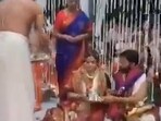  The wedding was carried out in Vedic order of Adamaru Mutt. 