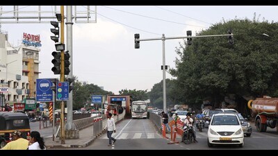 Ahmednagar Road bus rapid transit (BRT) project (HT FILE PHOTO) Ahmednagar Road bus rapid transit (BRT) project (HT FILE PHOTO)