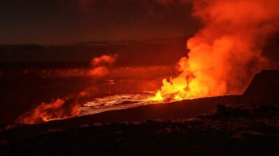 Lava spews from the Kilauea volcano in Hawaii, Wednesday. (AP) Lava spews from the Kilauea volcano in Hawaii, Wednesday. (AP)