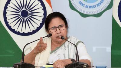 West Bengal chief minister Mamata Banerjee said people can directly call the Sorasori Mukhya Mantri (directly to chief minister) helpline (ANI) West Bengal chief minister Mamata Banerjee said people can directly call the Sorasori Mukhya Mantri (directly to chief minister) helpline (ANI)