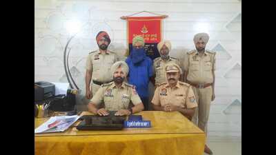 One held with ammo, drugs after exchange of fire with STF One held with ammo, drugs after exchange of fire with STF