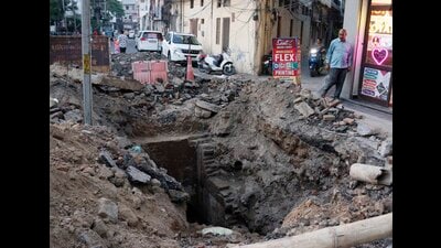 Portion of road near Kailash Cinema in Ludhiana caves in