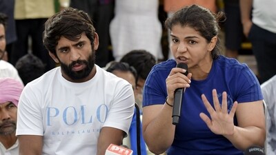 Wrestlers Sakshi Malik and Bajrang Punia (PTI file) Wrestlers Sakshi Malik and Bajrang Punia (PTI file)