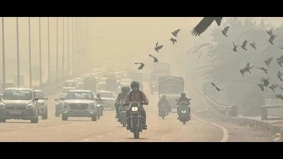 Lucknow’s air was found to have an annual PM2.5 concentration of 79.24 μg/m3. (For representation only) Lucknow’s air was found to have an annual PM2.5 concentration of 79.24 μg/m3. (For representation only)