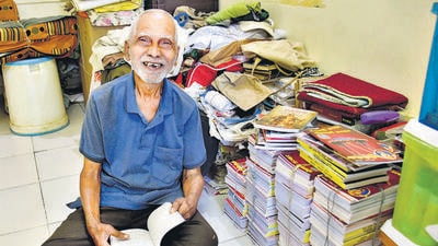 Mumbai, India - June 10, 2023: Historian Appa Parab with his books at his residence, at Dadar, in Mumbai, India, on Saturday, June 10, 2023. (Photo by Bhushan Koyande/HT Photo) (HT PHOTO) Mumbai, India - June 10, 2023: Historian Appa Parab with his books at his residence, at Dadar, in Mumbai, India, on Saturday, June 10, 2023. (Photo by Bhushan Koyande/HT Photo) (HT PHOTO)