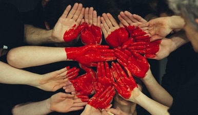 4 reasons why heart attacks are growing among the young population (Photo by Tim Marshall on Unsplash) 4 reasons why heart attacks are growing among the young population (Photo by Tim Marshall on Unsplash)