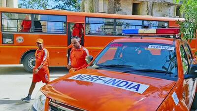 A team of National Disaster Response Force deployed ahead of the landfall of cyclone Biparjoy, in Vadodara (ANI) A team of National Disaster Response Force deployed ahead of the landfall of cyclone Biparjoy, in Vadodara (ANI)