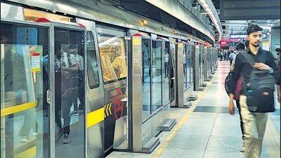 Underground stations on the Phase 4 lines will get full-height PSDs, while elevated stations will get half-height PSDs. (HT Photo) Underground stations on the Phase 4 lines will get full-height PSDs, while elevated stations will get half-height PSDs. (HT Photo)