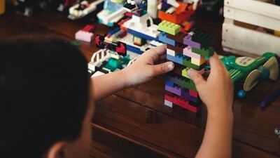 Difficulty with transitions and changes: Toddlers with autism often struggle with changes in routines or transitions from one activity to another. They may become upset or exhibit challenging behaviours when faced with unexpected or unfamiliar situations. (Unsplash) Difficulty with transitions and changes: Toddlers with autism often struggle with changes in routines or transitions from one activity to another. They may become upset or exhibit challenging behaviours when faced with unexpected or unfamiliar situations. (Unsplash)