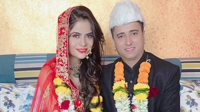 Gehna Vasisth is now married to Faizan Ansari. Gehna Vasisth is now married to Faizan Ansari.