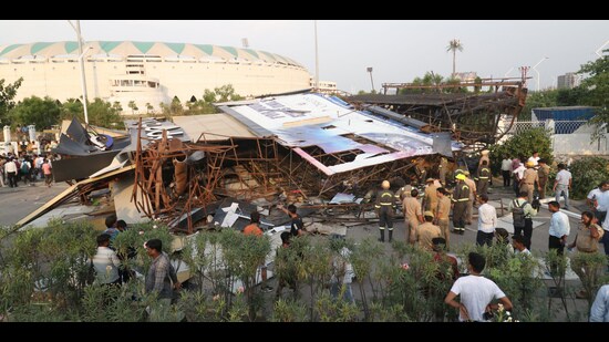 A huge signboard fell outside Ekana sports city in Lucknow. (Deepak Gupta)