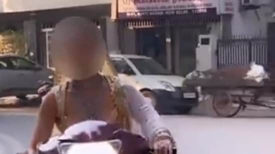 "Please do not indulge in acts of BEWAKOOFIYAN! Drive safe," said Delhi Police. (Delhi Police)
