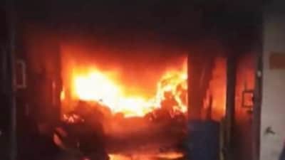 In videos, several locals can be seen trying to douse the massive fire by using buckets and pipes to throw water. (Twitter/PTI)