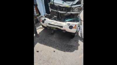 The pick-up vehicle that mowed down two workers at Bhanu village in Panchkula on Monday . (HT Photo)
