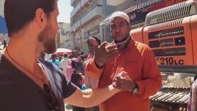 Dutch traveler and YouTuber Pedro Mota was manhandled by a man in Bengaluru's Chickpet area (YouTube/PedroMota) Dutch traveler and YouTuber Pedro Mota was manhandled by a man in Bengaluru's Chickpet area (YouTube/PedroMota)